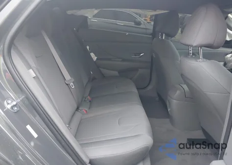 2025 Hyundai Elantra Se z USA, uszkodzony, nr VIN KMHLL4DGXSU014580